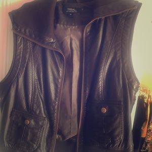 Leather vest ( pleather)